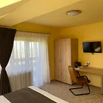 Villa Bellestay *