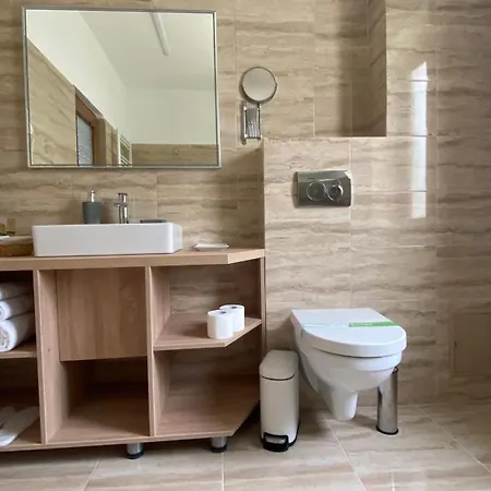 Bellestay Брашов