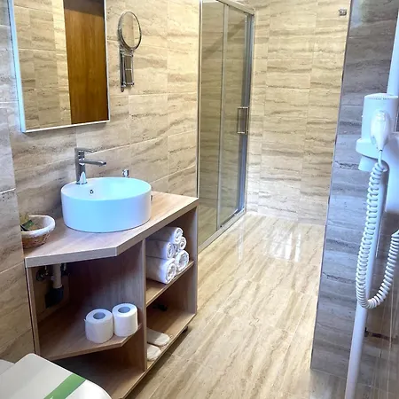 Bellestay * Брашов