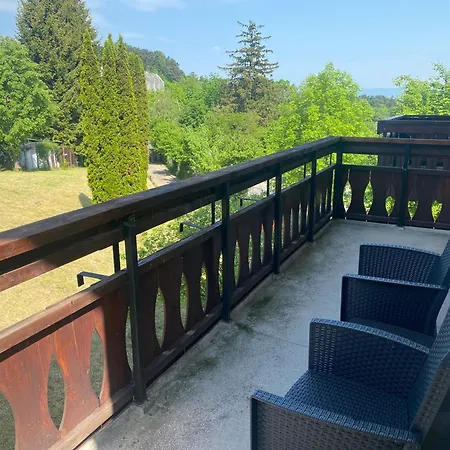 Вілла Bellestay *